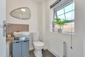 Family Bathroom- click for photo gallery